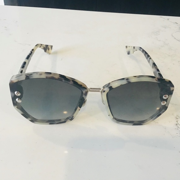 CHRISTIAN DIOR ADDICT 2 sunglasses in original box and packaging - like new - Picture 5 of 14